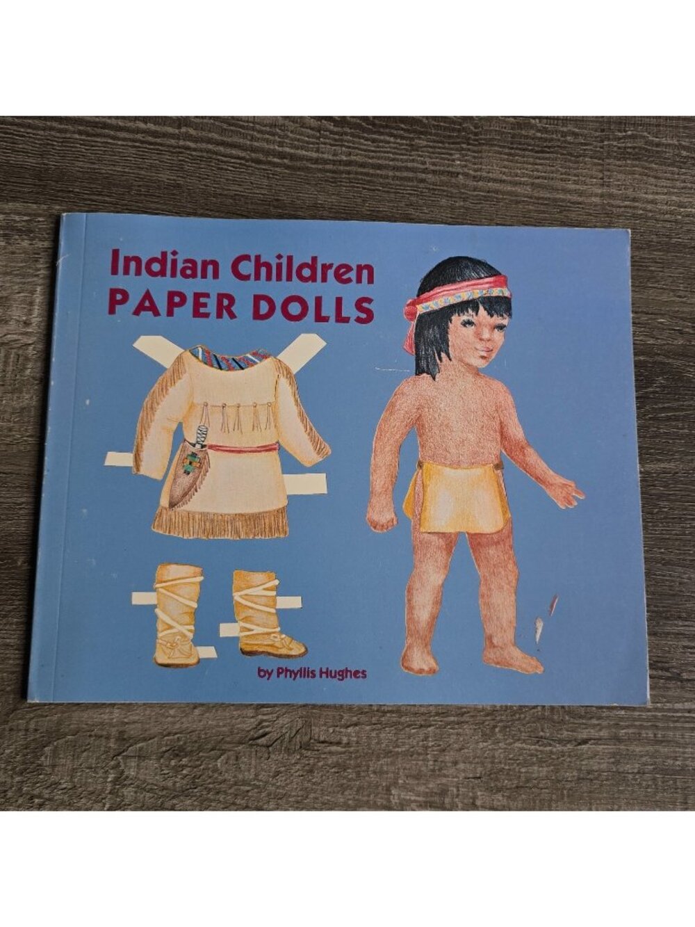 Indian Children Paper Doll Book Phyllis Hughes Red Crane Books VTG New Mexico